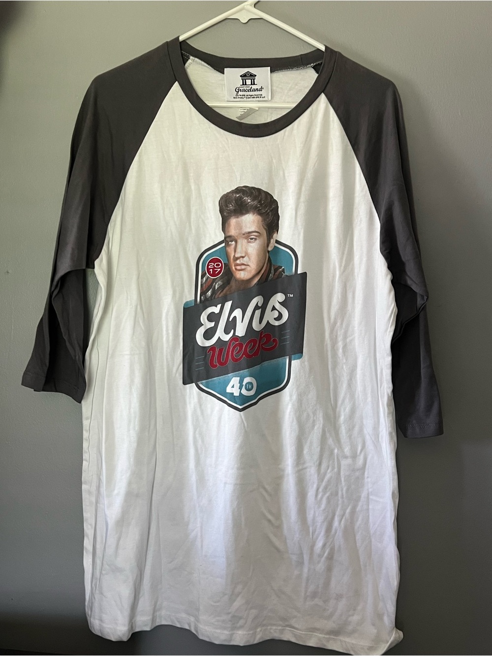 Official Elvis Presley Graceland 2017 Elvis Week 40th Anniversary Size Large